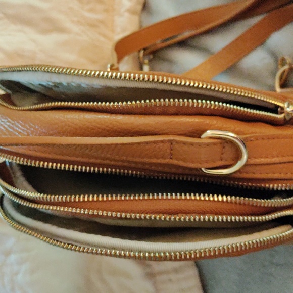 Valentina Fiore Purse/Backpack - Picture 4 of 7